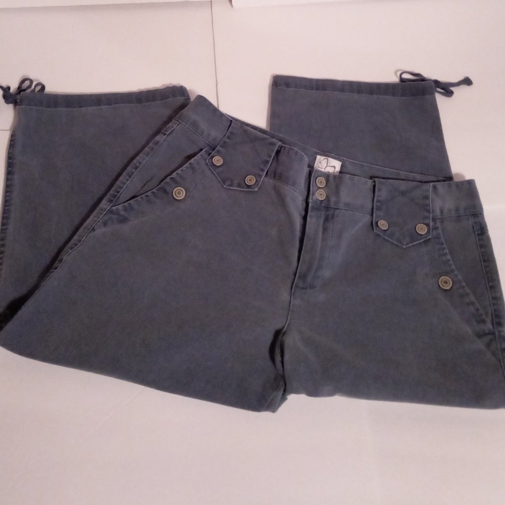 Fashion Bug stretch gray capris sz 12 - Picture 3 of 11